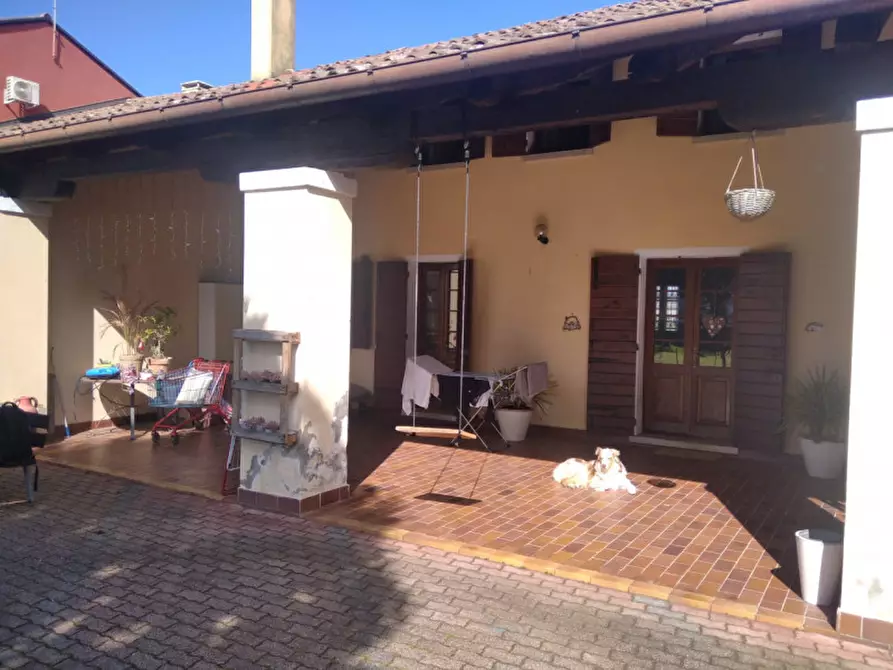 Immagine 2 di Casa bifamiliare in vendita  in via braguolo a Mirano