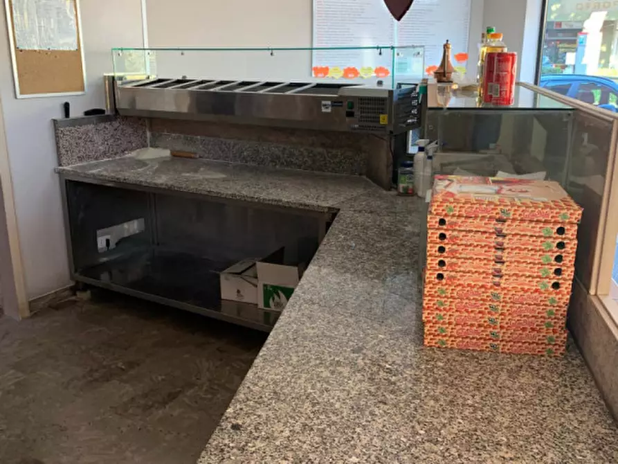 Immagine 1 di Attività commerciale in vendita  in Via Don Bosco 29 a Selvazzano Dentro