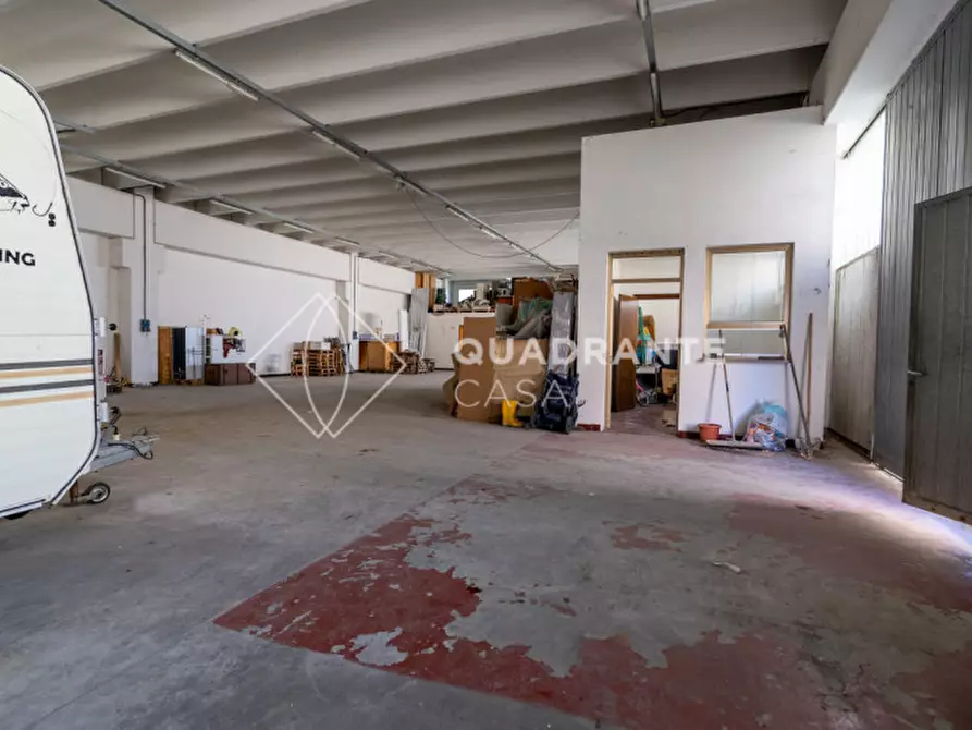 Immagine 2 di Capannone industriale in vendita  in Via Albettoniera 56 a Rovolon