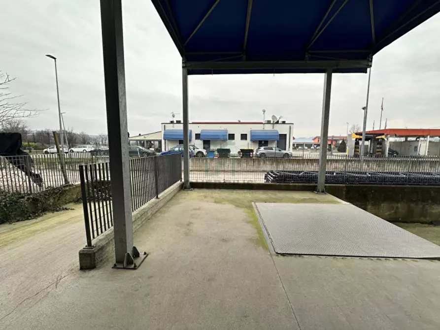 Immagine 25 di Capannone industriale in vendita  in SR 11 a Colognola Ai Colli