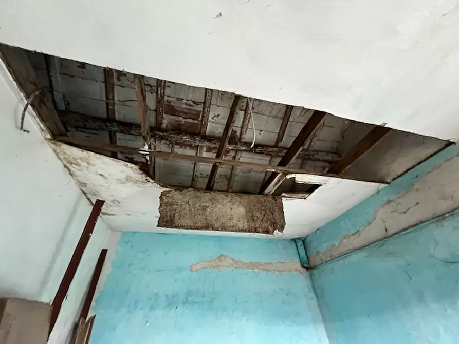 Immagine 18 di Casa indipendente in vendita  a Senigallia