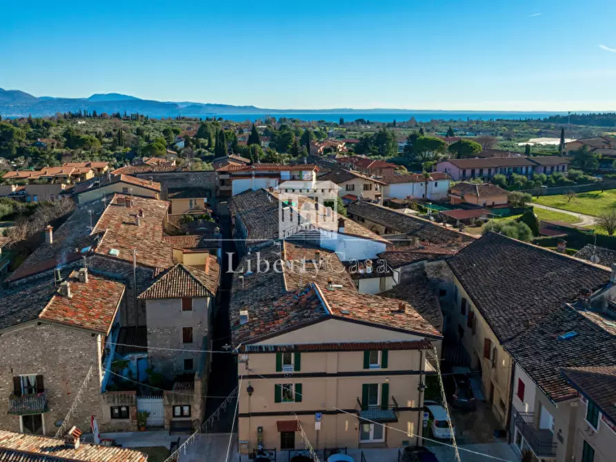 Immagine 10 di Appartamento in vendita  in Via Trento a San Felice Del Benaco