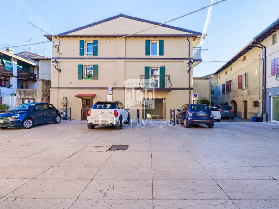 Immagine 14 di Appartamento in vendita  in Via Trento a San Felice Del Benaco