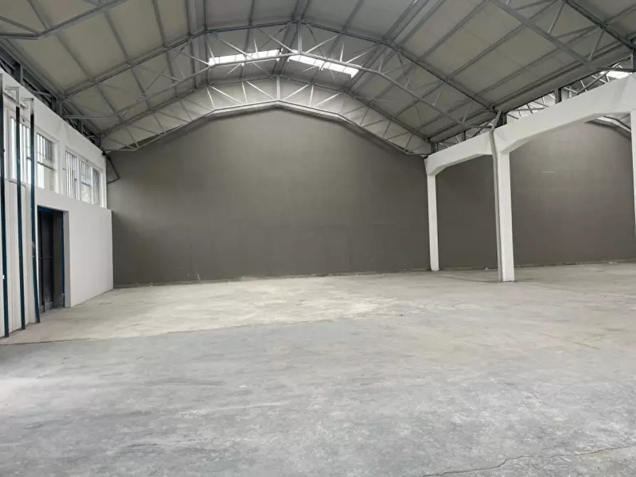 Immagine 3 di Capannone industriale in affitto  in Via Radici in  Piano a Sassuolo