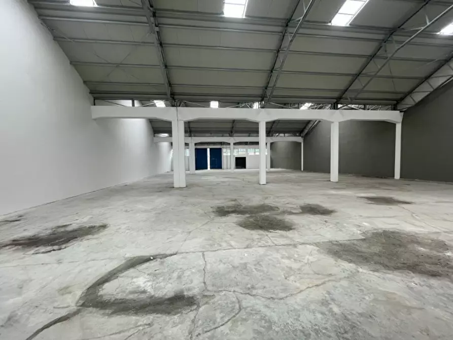 Immagine 6 di Capannone industriale in affitto  in Via Radici in  Piano a Sassuolo
