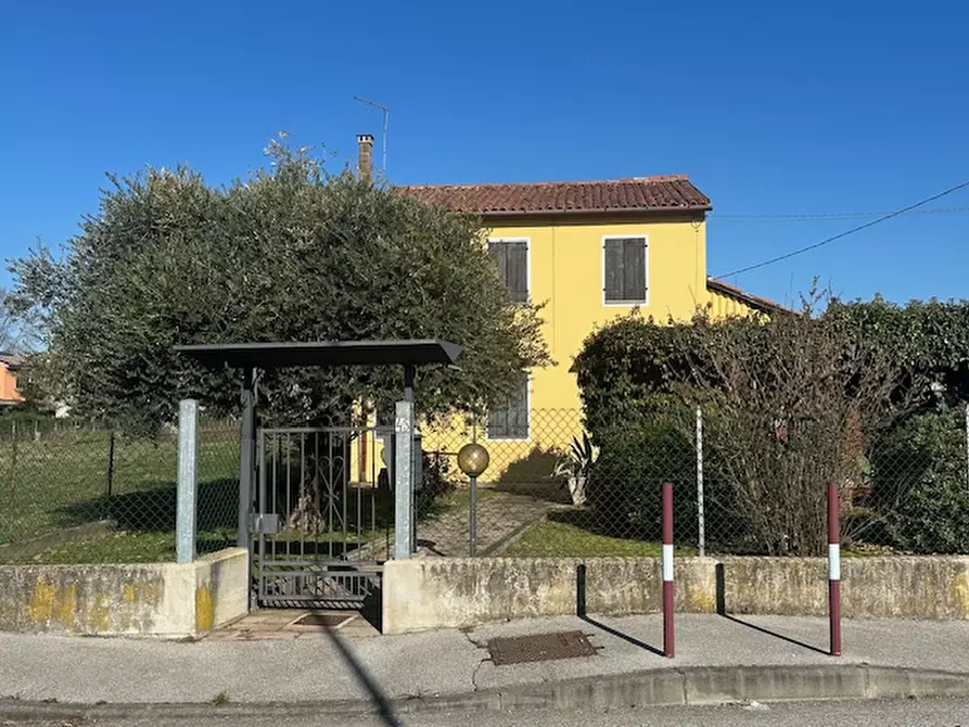 Immagine 1 di Casa indipendente in vendita  in Via Fiorita a Cadoneghe