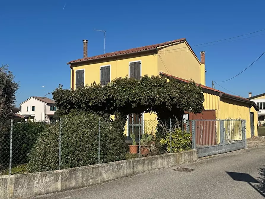 Immagine 7 di Casa indipendente in vendita  in Via Fiorita a Cadoneghe