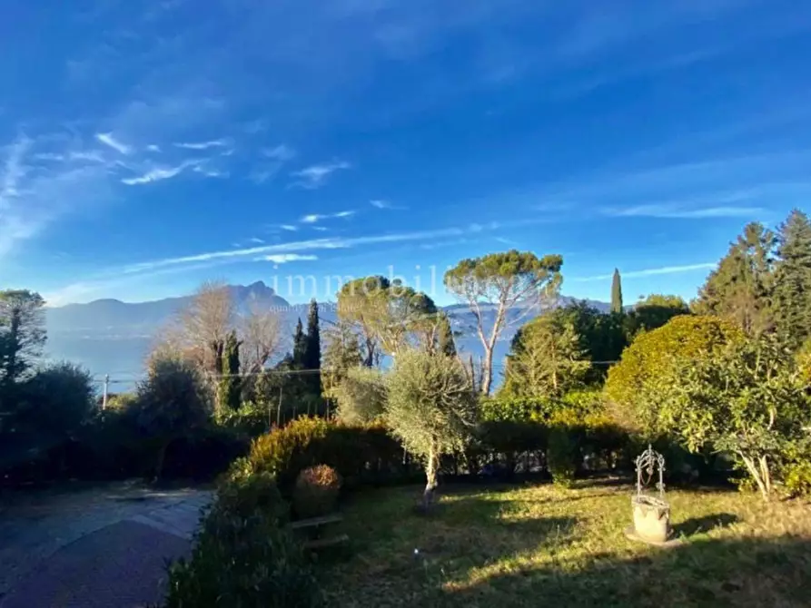 Immagine 12 di Appartamento in vendita  in via per Albisano 158 a Torri Del Benaco