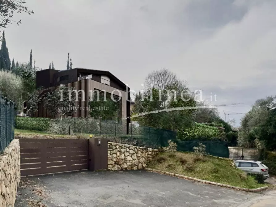 Immagine 13 di Appartamento in vendita  in via per Albisano 158 a Torri Del Benaco