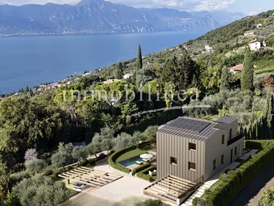 Immagine 15 di Appartamento in vendita  in via per Albisano 158 a Torri Del Benaco