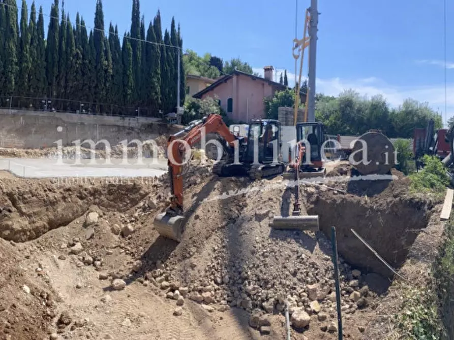 Immagine 21 di Appartamento in vendita  in via per Albisano 158 a Torri Del Benaco