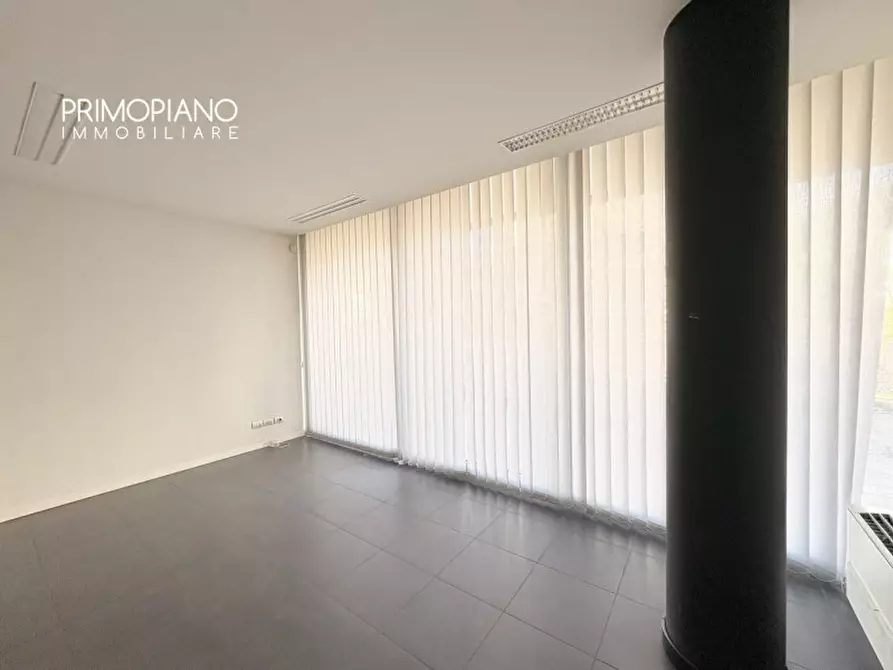 Immagine 10 di Ufficio in vendita  in Via dei Solteri a Trento