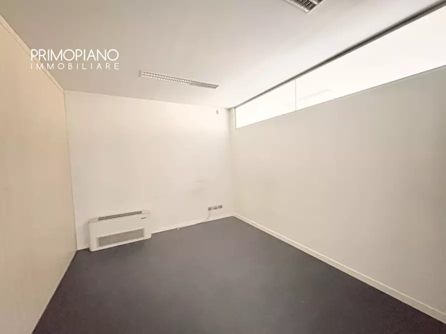 Immagine 11 di Ufficio in vendita  in Via dei Solteri a Trento