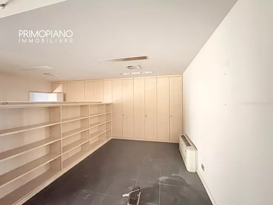 Immagine 15 di Ufficio in vendita  in Via dei Solteri a Trento