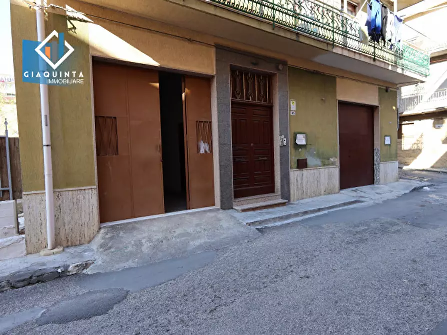 Immagine 4 di Appartamento in vendita  in via Como n.35 a Palagonia