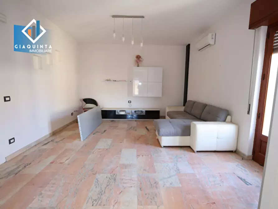 Immagine 7 di Appartamento in vendita  in via Como n.35 a Palagonia