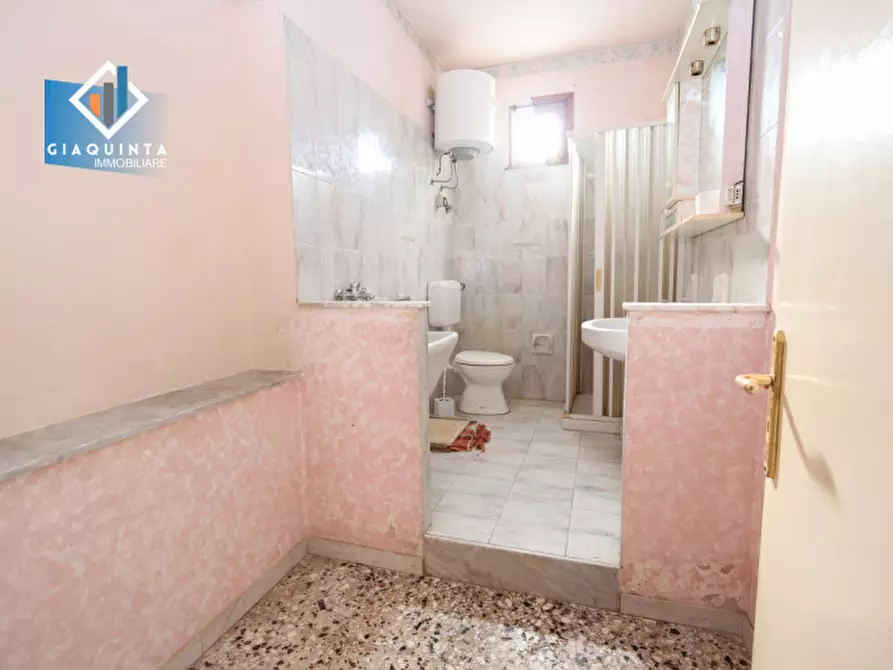 Immagine 16 di Appartamento in vendita  in via Como n.35 a Palagonia