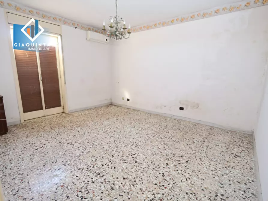 Immagine 18 di Appartamento in vendita  in via Como n.35 a Palagonia