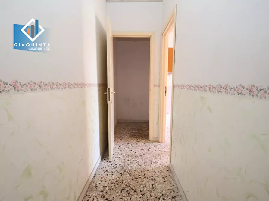 Immagine 20 di Appartamento in vendita  in via Como n.35 a Palagonia