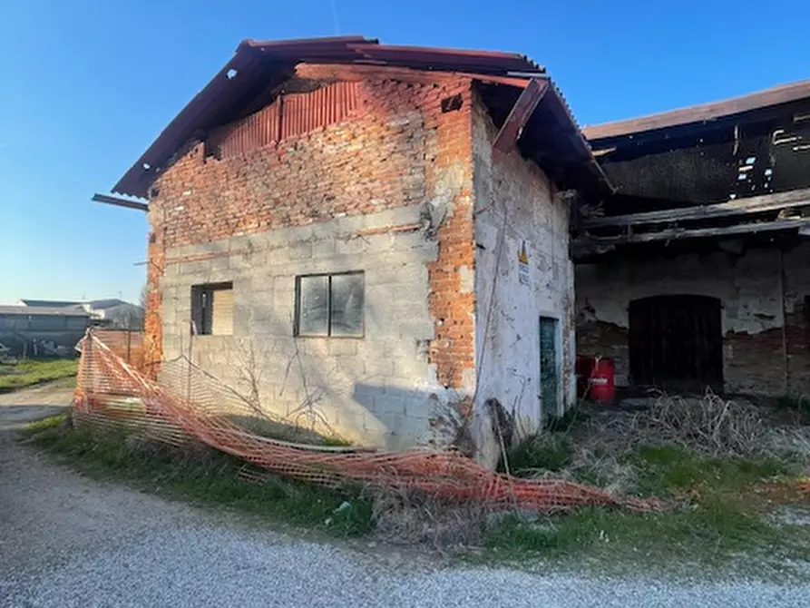 Immagine 4 di Terreno in vendita  a Campodarsego