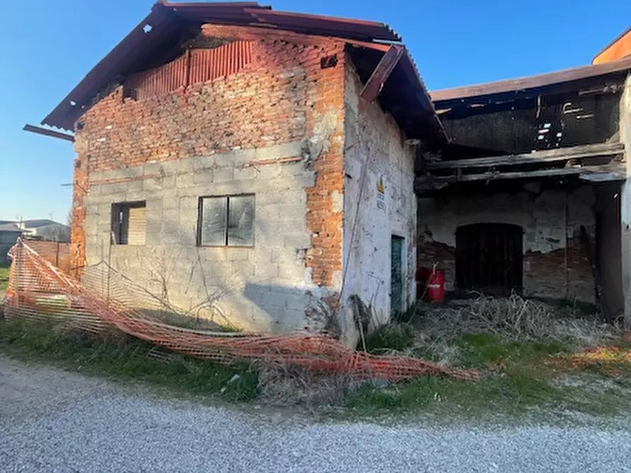 Immagine 5 di Terreno in vendita  a Campodarsego