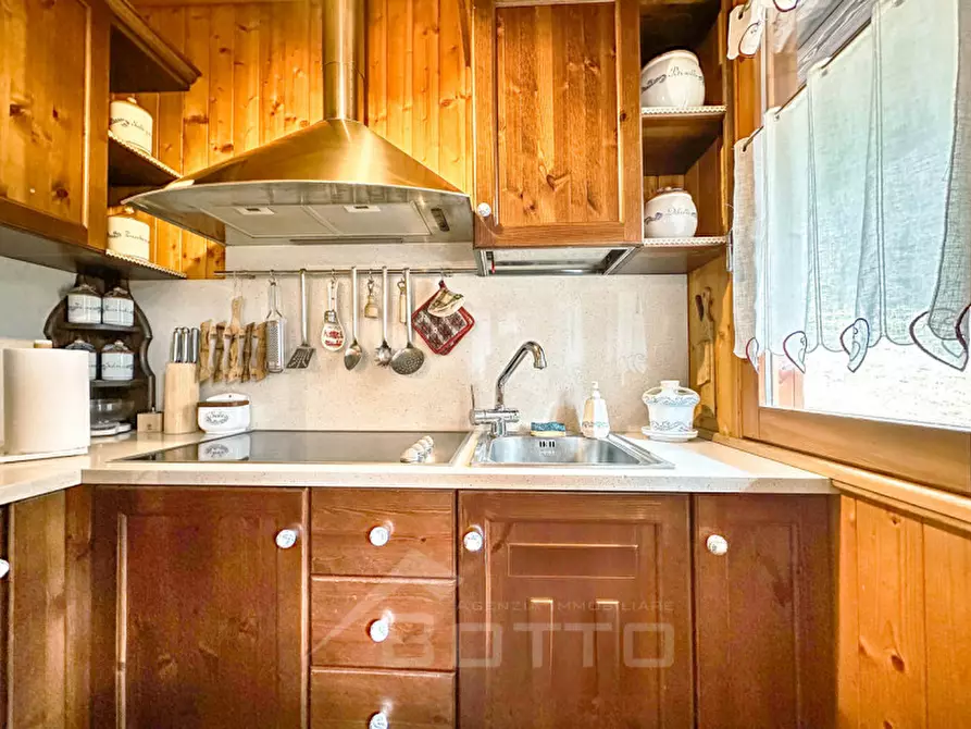 Immagine 7 di Villa in vendita  in Via Ai Bori a Boccioleto