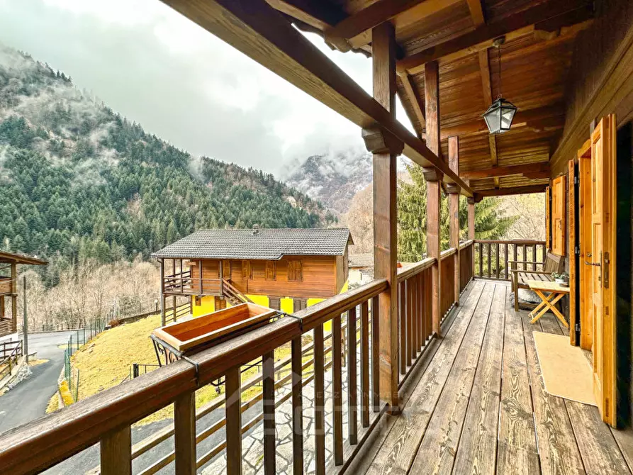 Immagine 18 di Villa in vendita  in Via Ai Bori a Boccioleto