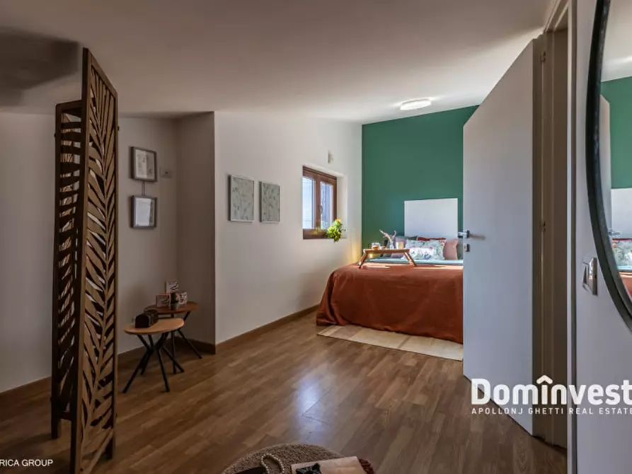 Immagine 15 di Villa in vendita  in Via Caio Acilio a Guidonia Montecelio