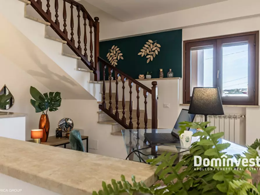 Immagine 16 di Villa in vendita  in Via Caio Acilio a Guidonia Montecelio