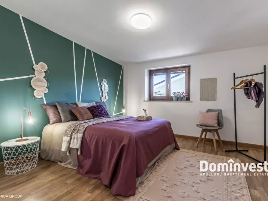 Immagine 17 di Villa in vendita  in Via Caio Acilio a Guidonia Montecelio