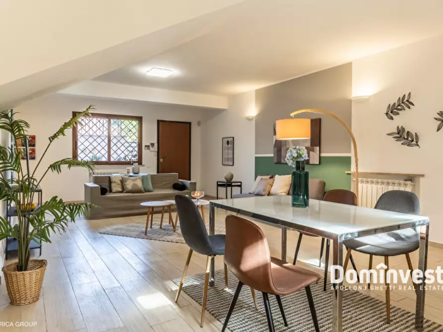 Immagine 24 di Villa in vendita  in Via Caio Acilio a Guidonia Montecelio