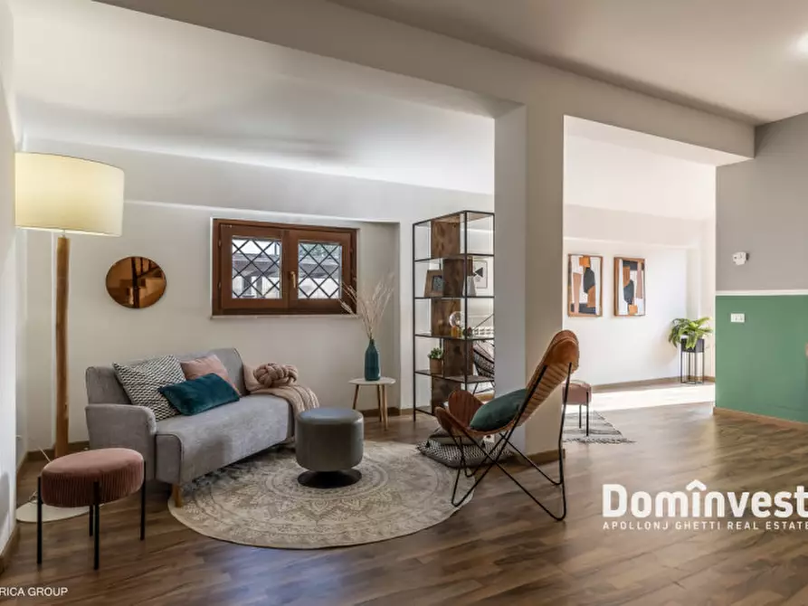 Immagine 28 di Villa in vendita  in Via Caio Acilio a Guidonia Montecelio