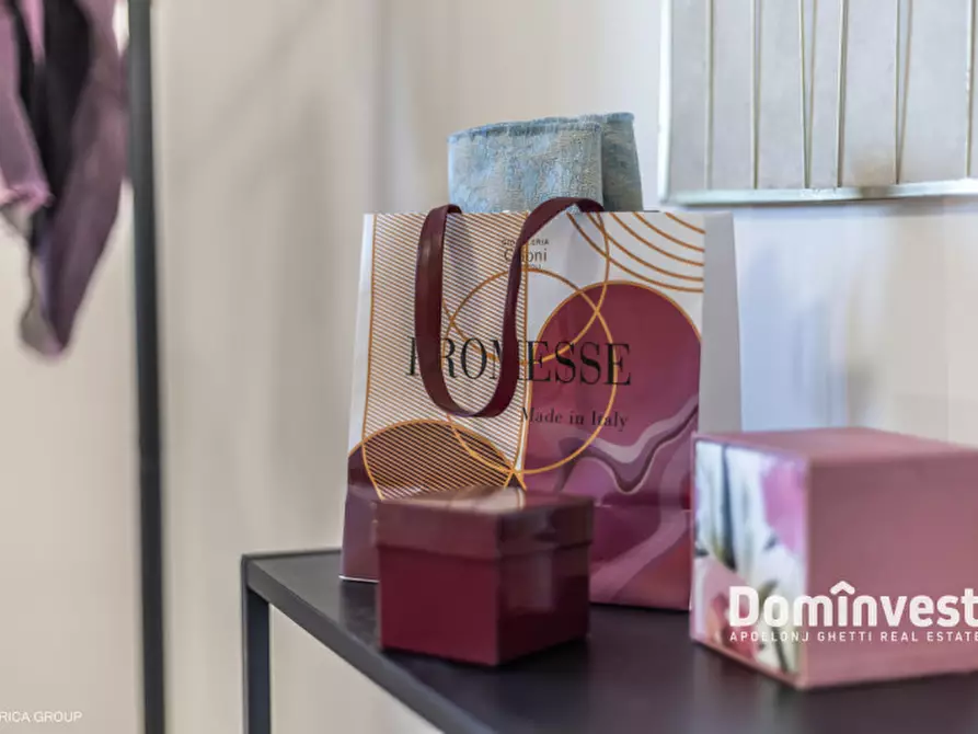 Immagine 41 di Villa in vendita  in Via Caio Acilio a Guidonia Montecelio