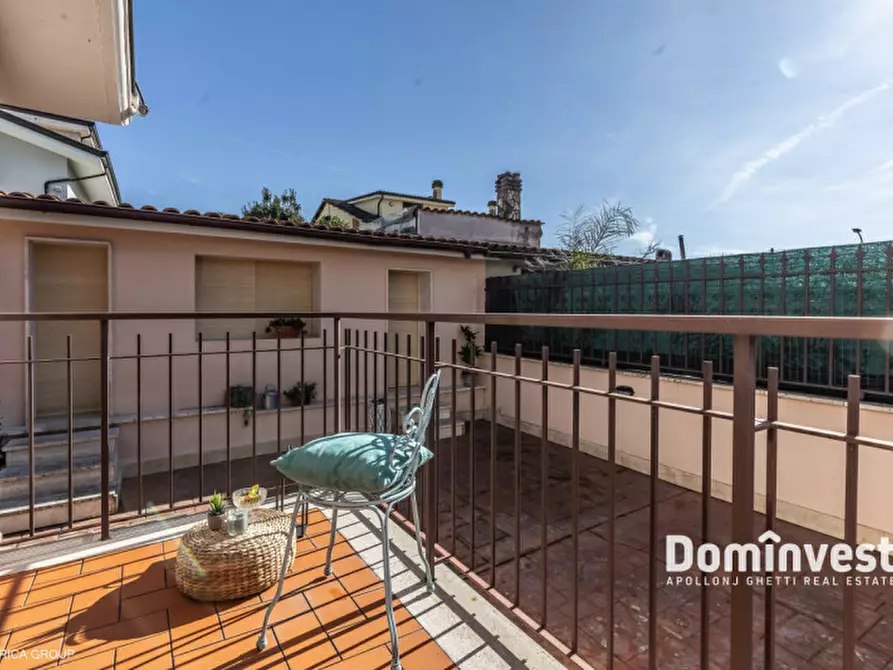 Immagine 60 di Villa in vendita  in Via Caio Acilio a Guidonia Montecelio