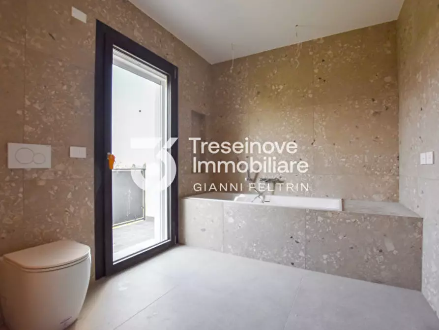 Immagine 9 di Casa bifamiliare in vendita  in Via degli Alpini a Ponte Di Piave