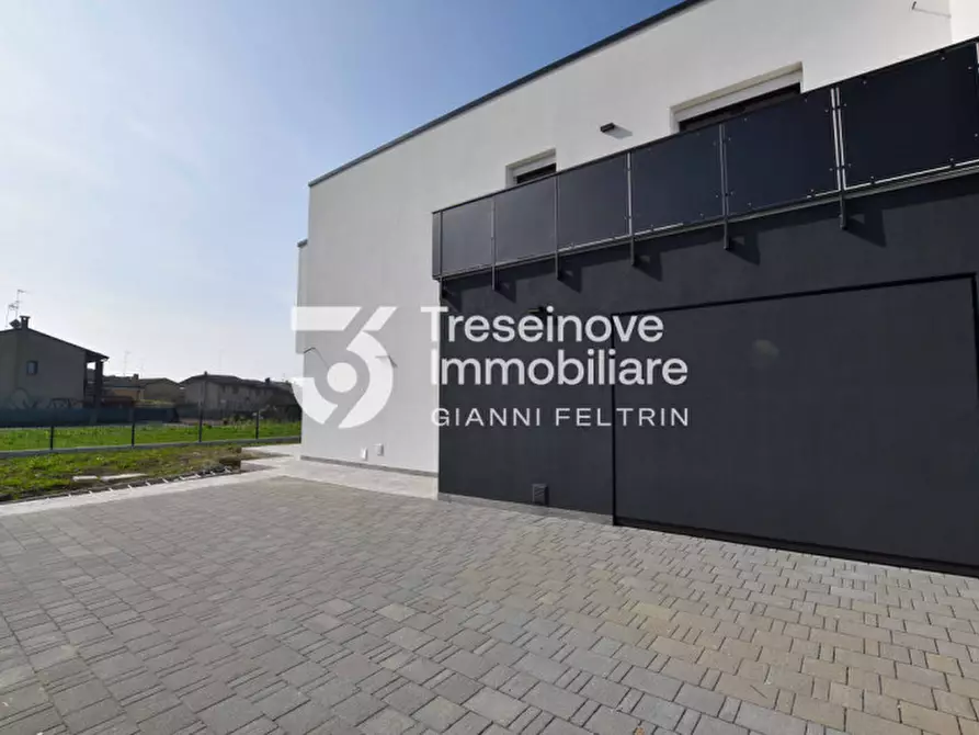 Immagine 29 di Casa bifamiliare in vendita  in Via degli Alpini a Ponte Di Piave