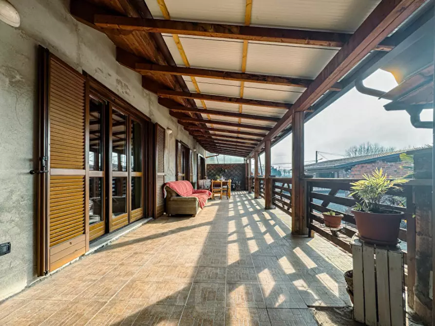 Immagine 3 di Casa indipendente in vendita  in via ciliegia 18 a Landiona