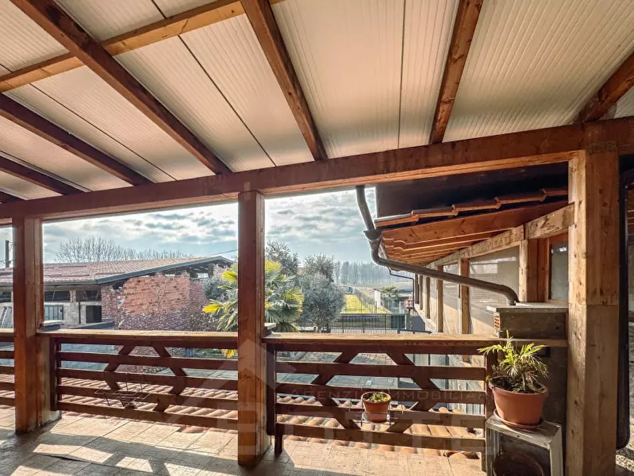 Immagine 9 di Casa indipendente in vendita  in via ciliegia 18 a Landiona