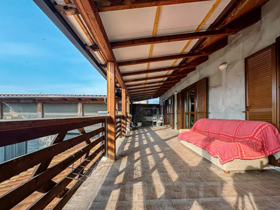 Immagine 10 di Casa indipendente in vendita  in via ciliegia 18 a Landiona