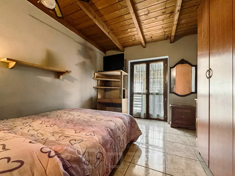 Immagine 24 di Casa indipendente in vendita  in via ciliegia 18 a Landiona