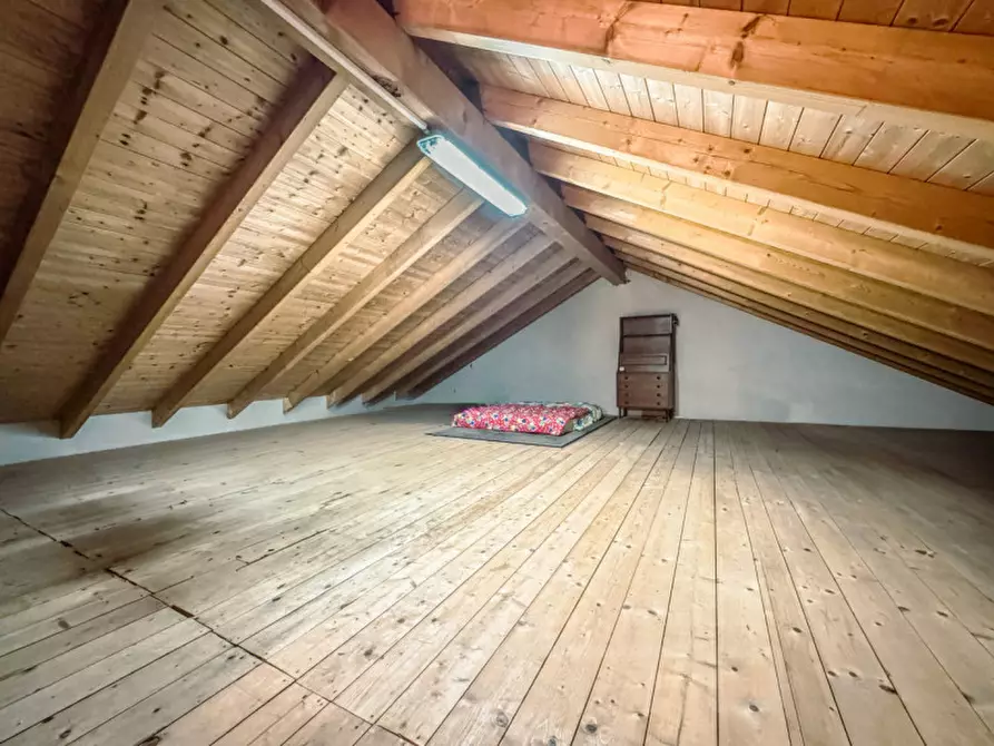 Immagine 27 di Casa indipendente in vendita  in via ciliegia 18 a Landiona