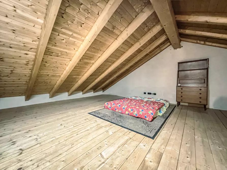 Immagine 28 di Casa indipendente in vendita  in via ciliegia 18 a Landiona