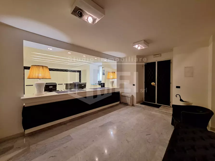 Immagine 4 di Ufficio in vendita  in Via delle Commedie a Livorno