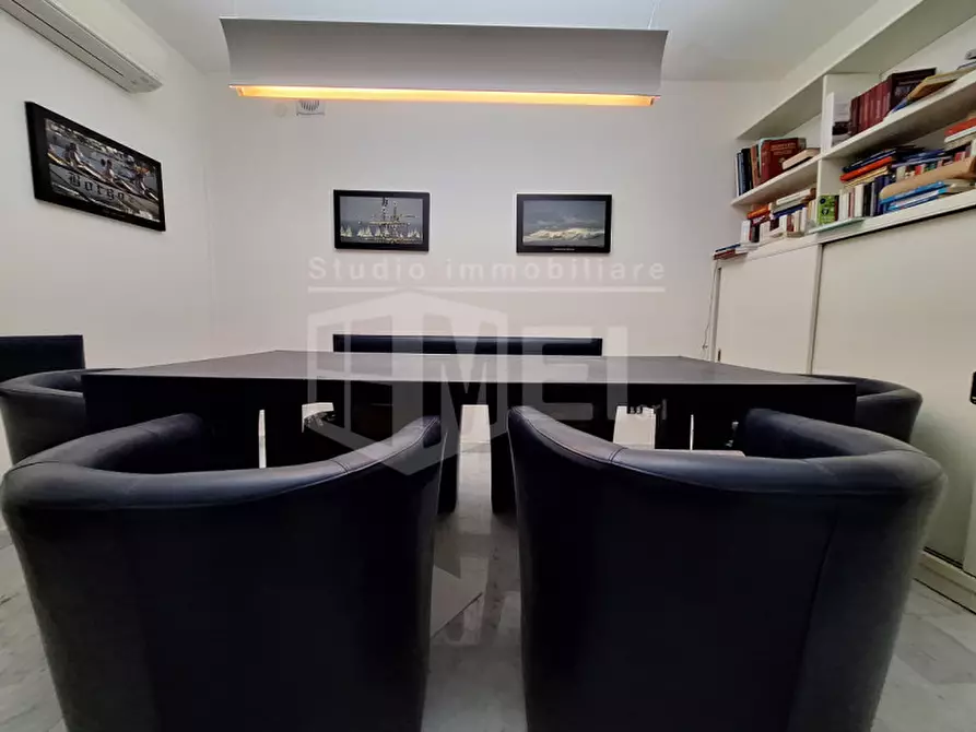 Immagine 7 di Ufficio in vendita  in Via delle Commedie a Livorno
