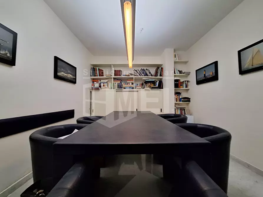 Immagine 8 di Ufficio in vendita  in Via delle Commedie a Livorno