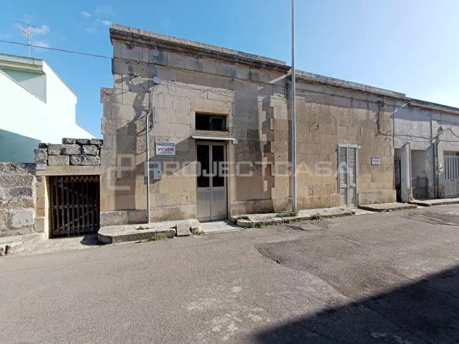 Immagine 1 di Casa indipendente in vendita  in via Trento a Scorrano