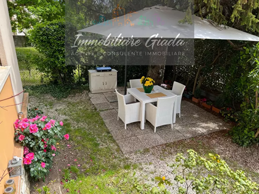 Immagine 8 di Casa indipendente in vendita  a Vittorio Veneto
