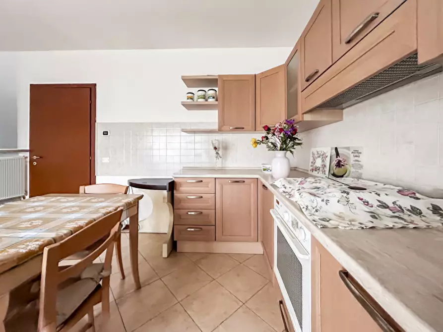 Immagine 1 di Appartamento in vendita  in Via F. Arduini a Villafranca Di Verona