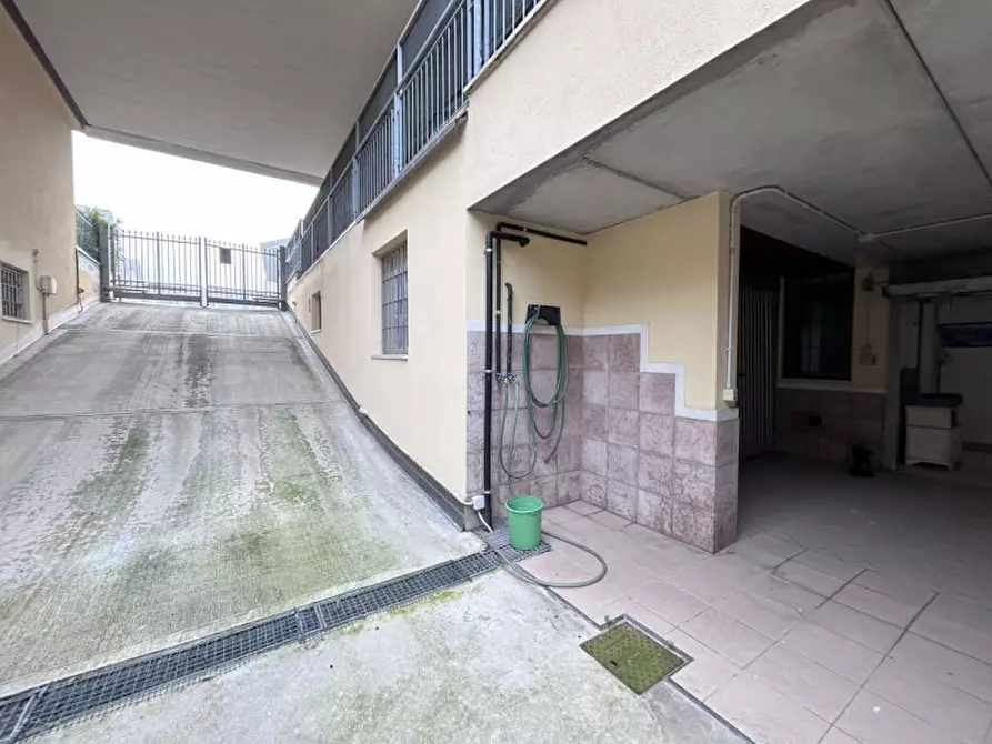 Immagine 28 di Appartamento in vendita  in Via F. Arduini a Villafranca Di Verona