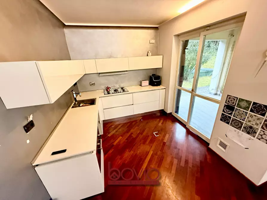 Immagine 8 di Appartamento in vendita  in VIALE OVIDIO N°2 a Gassino Torinese